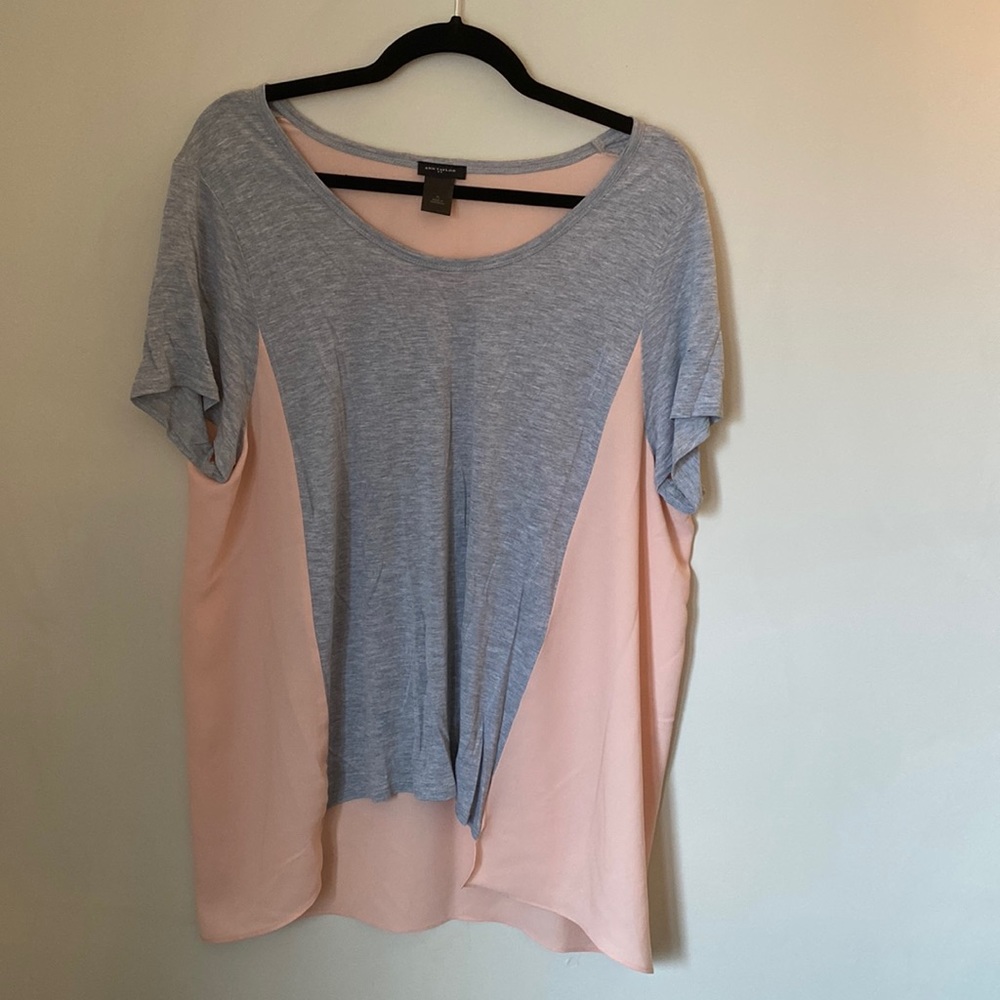Ann Taylor color block tee